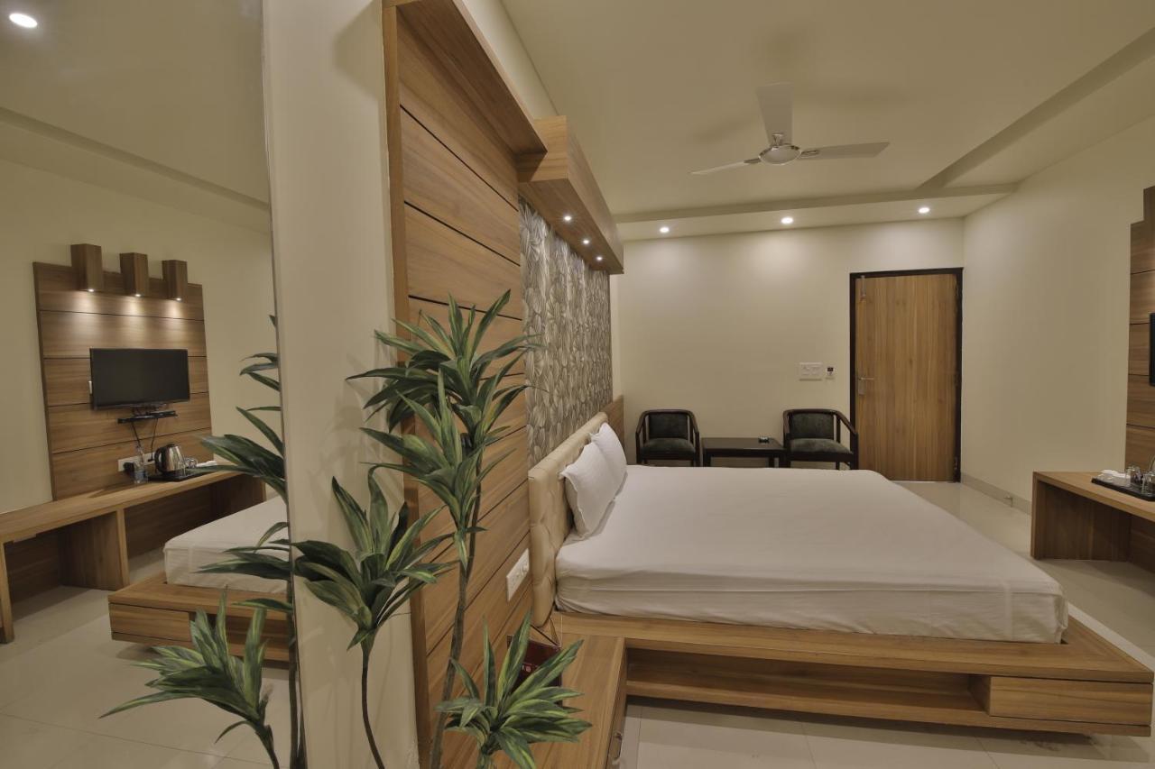 Grand Safari 3* Jaipur