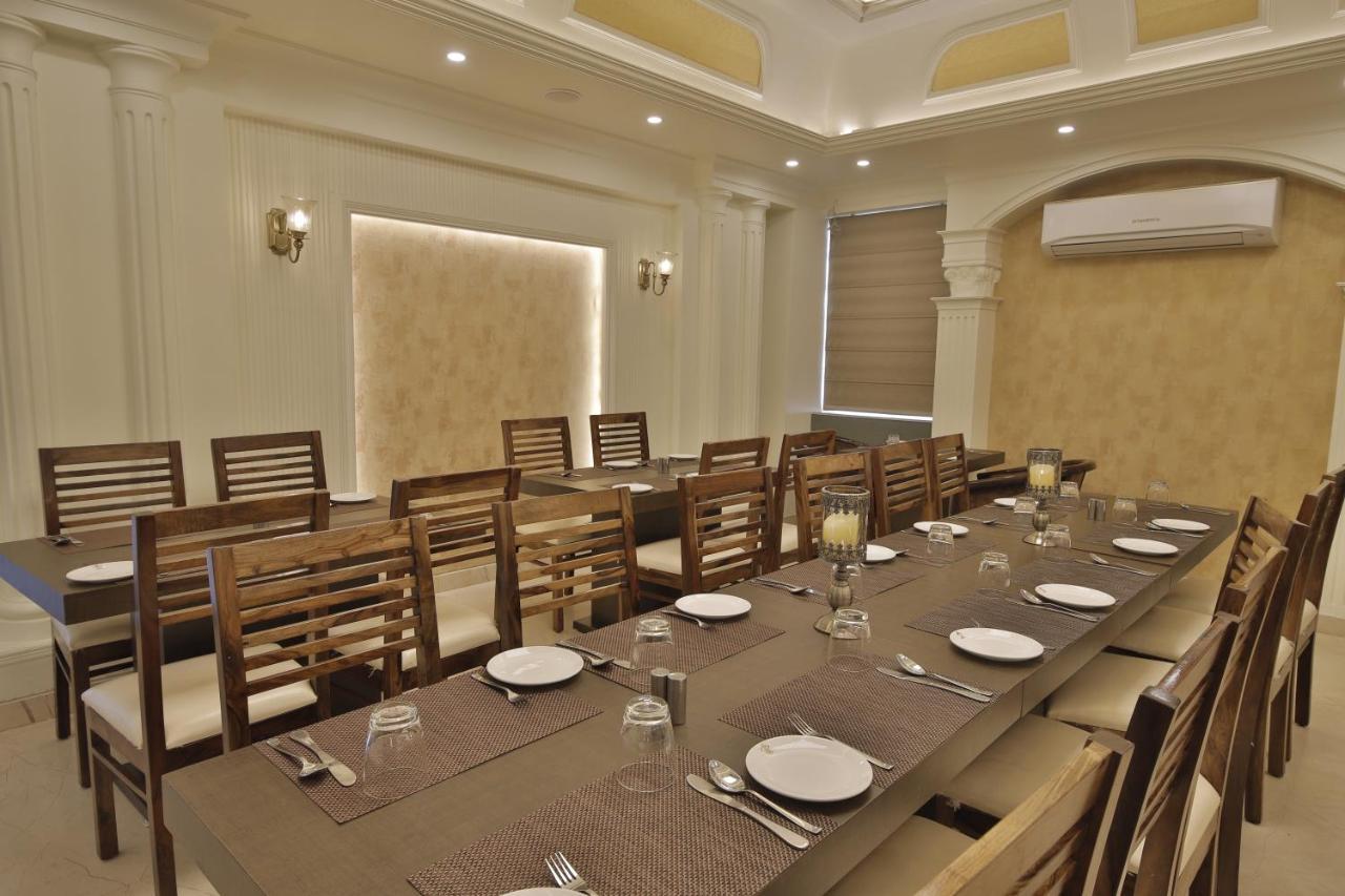 Hotel Grand Safari 3*